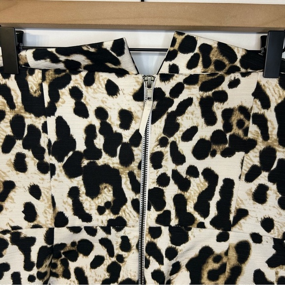 *NWT* TOPSHOP Strapless Leopard Skort Playsuit Romper, Size 12 - Picture 8 of 13
